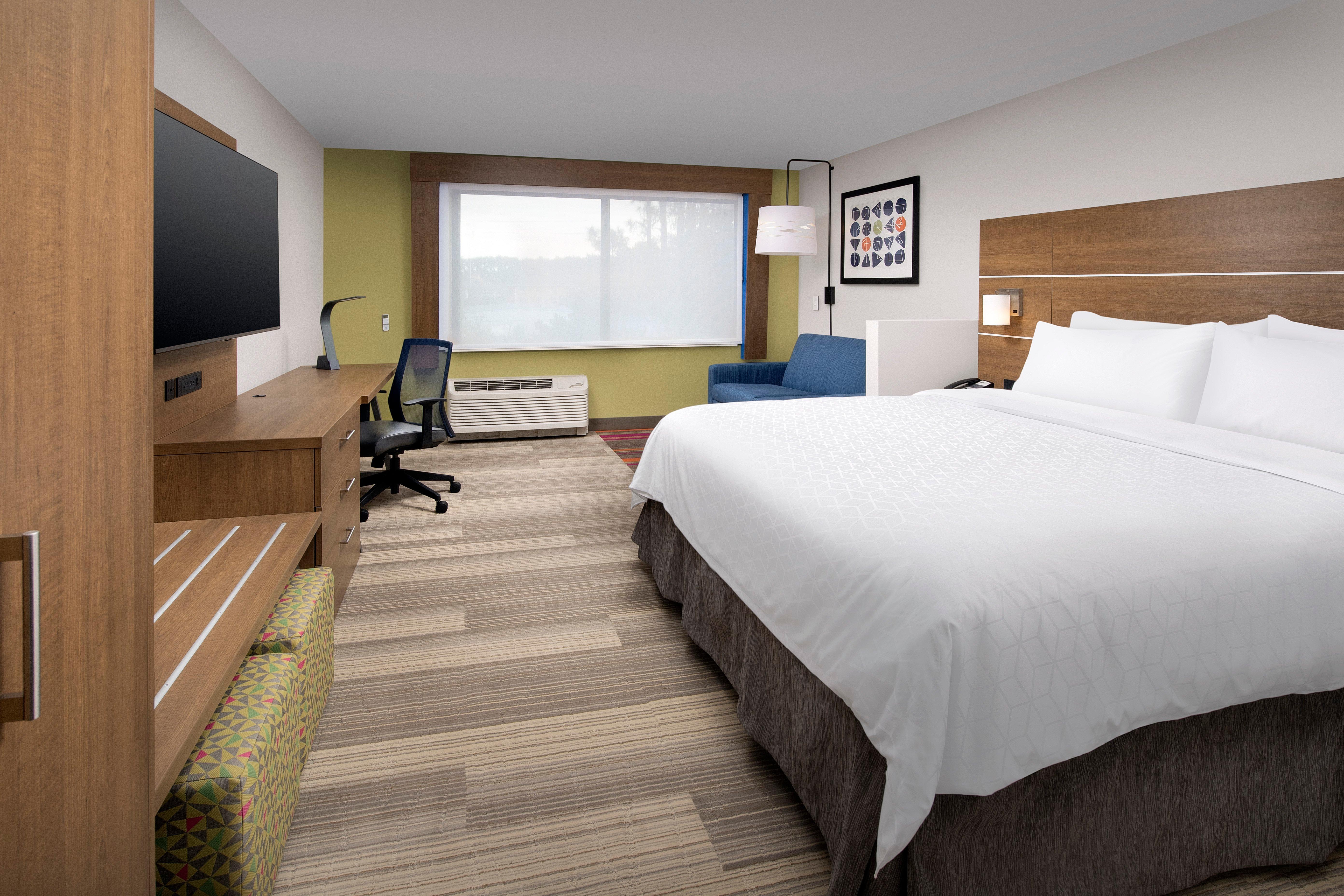 Holiday Inn Express & Suites - North Brunswick By Ihg Exterior foto